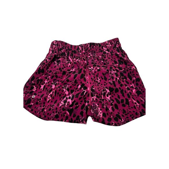 Lululemon Pink Leopard Print Hotty Hot Shorts Size 6 - Picture 2 of 4